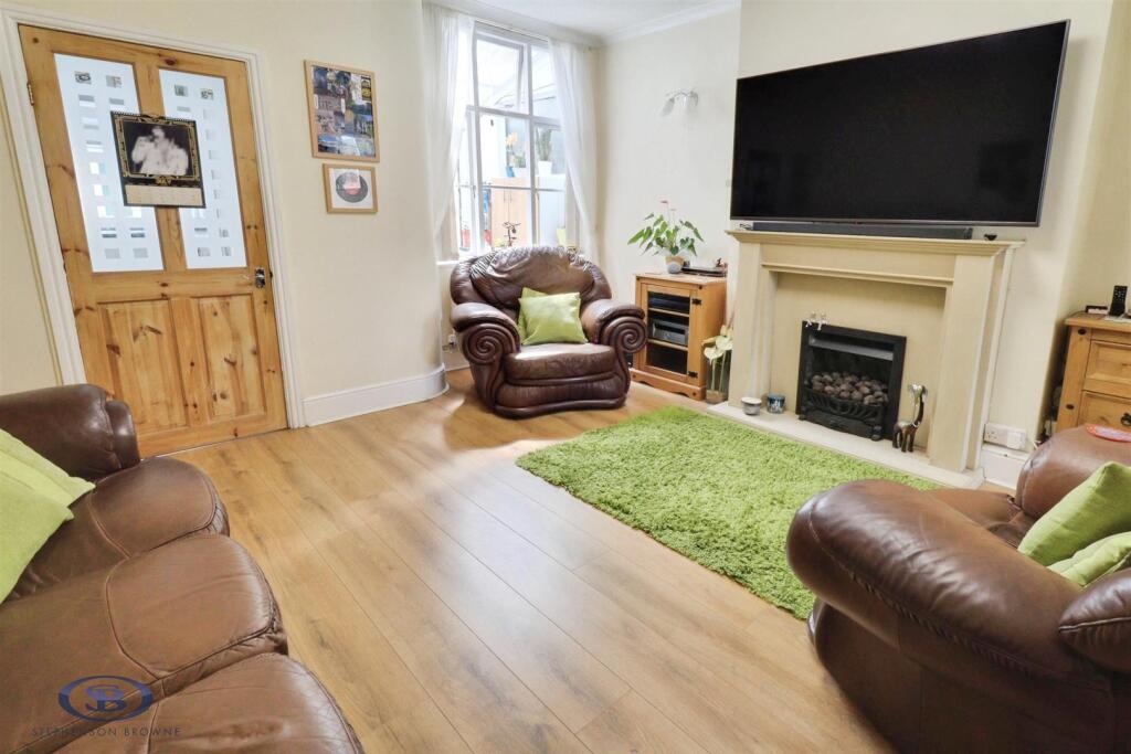 House in Crewe, Cheshire East - View 2