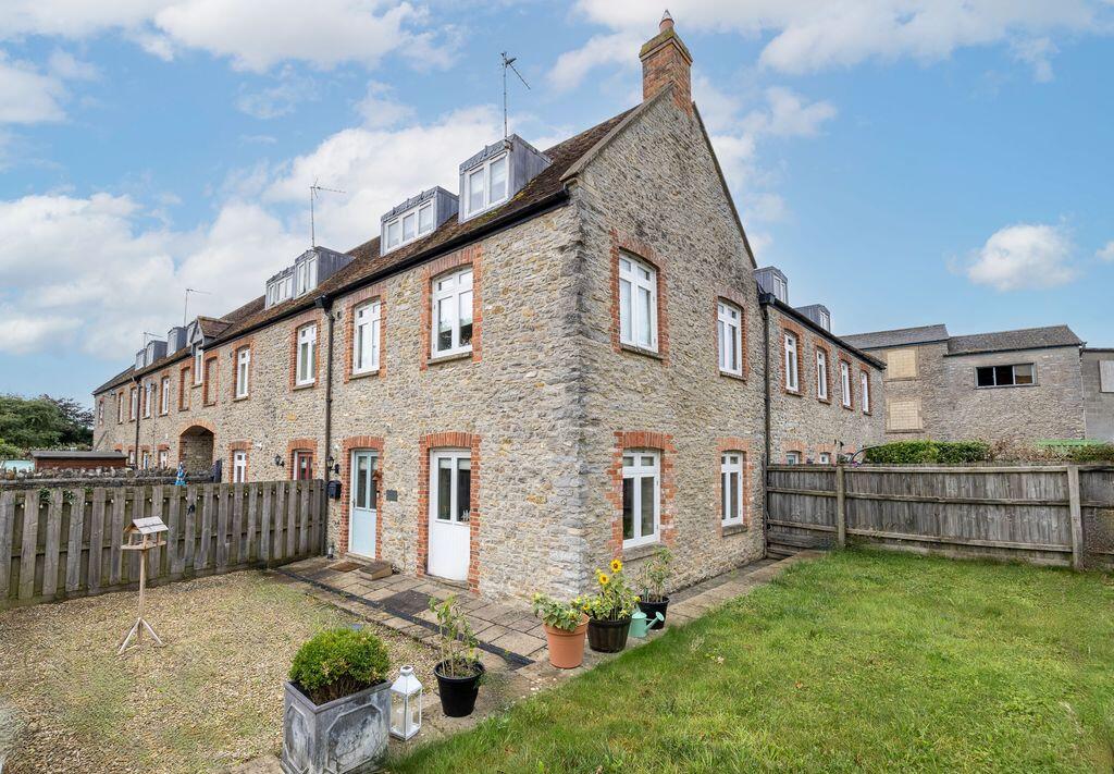 Additional image 7 of Stunning 3-bedroom Silk Mill Conversion In Evercreech