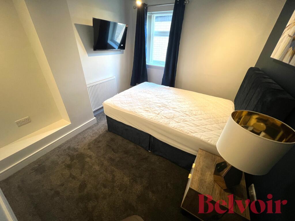 Apartment in Stoke-on-Trent - More