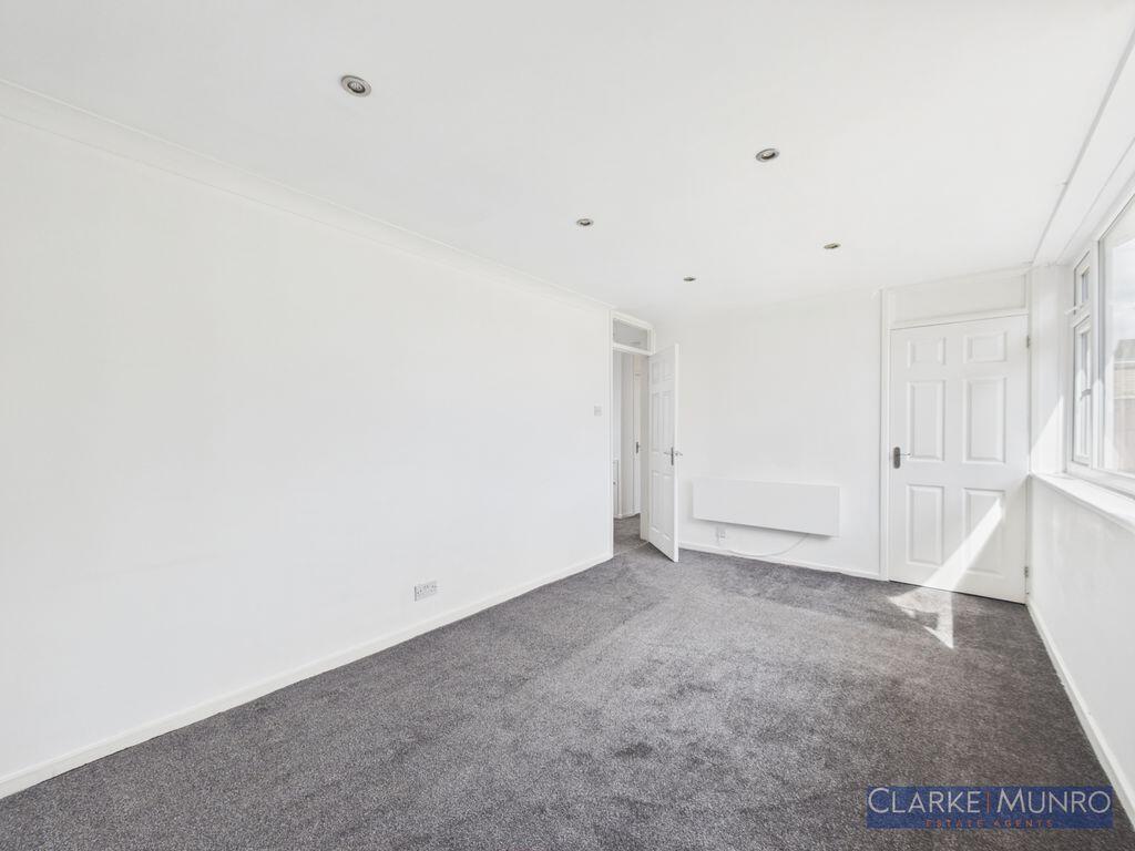 Crossbeck Way, Middlesbrough photo 2