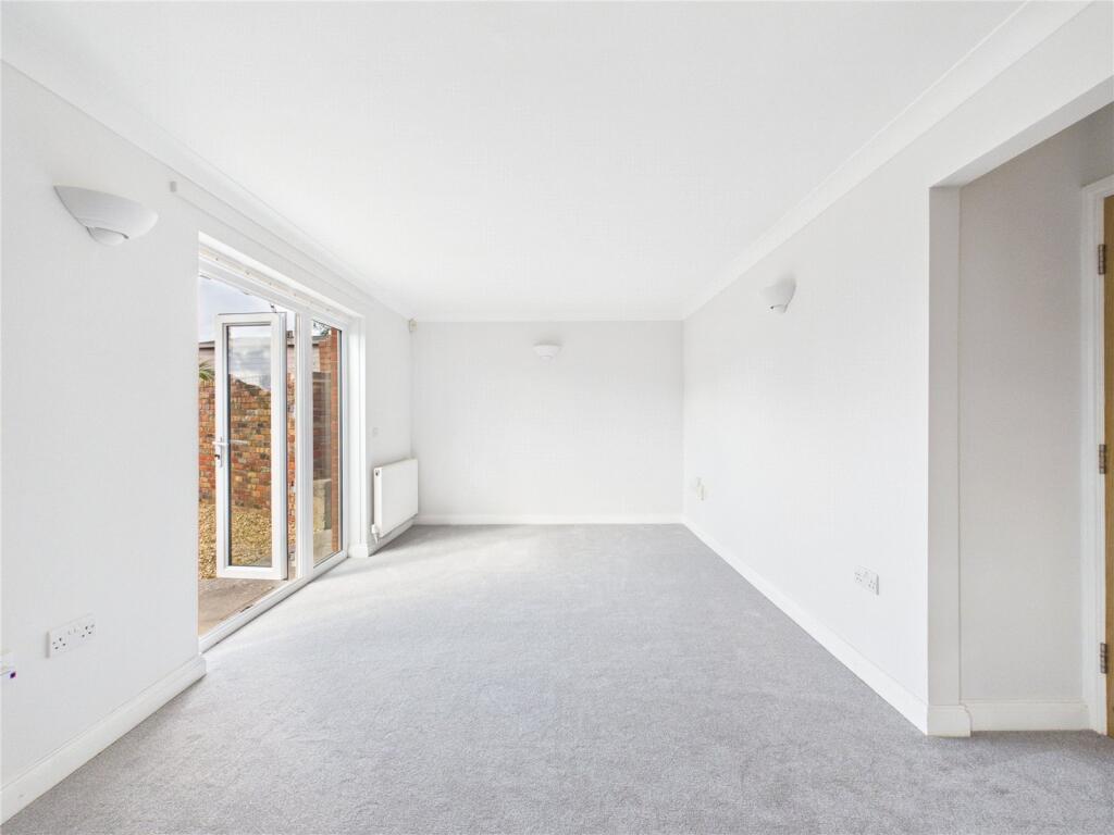 Apartment in Bristol - View 4