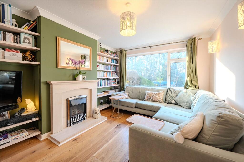 Hall Lane, Horsforth, Leeds photo 4