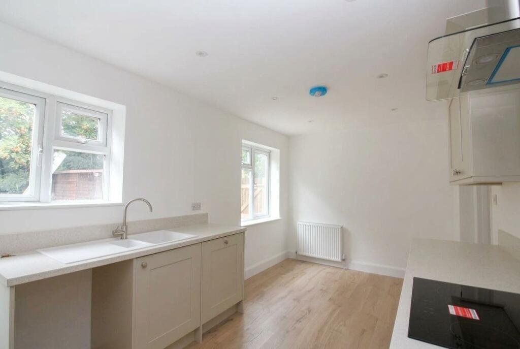 House in North Hertfordshire, Hertfordshire - More