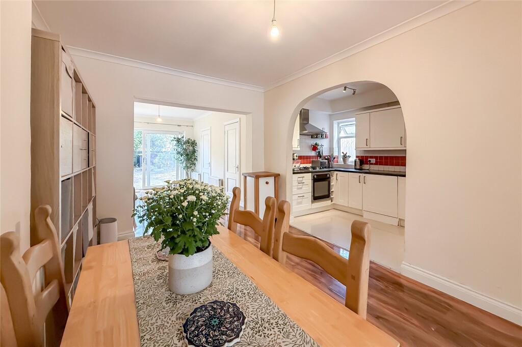 House in St Albans, The Camp - View 3