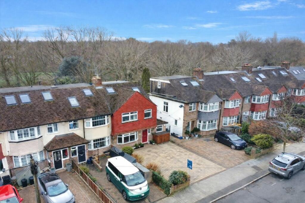 Main image of property: Lincoln Avenue, South Side, Twickenham