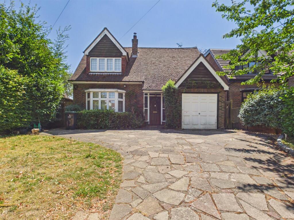 Main image of property: Grove Wood Hill, Coulsdon
