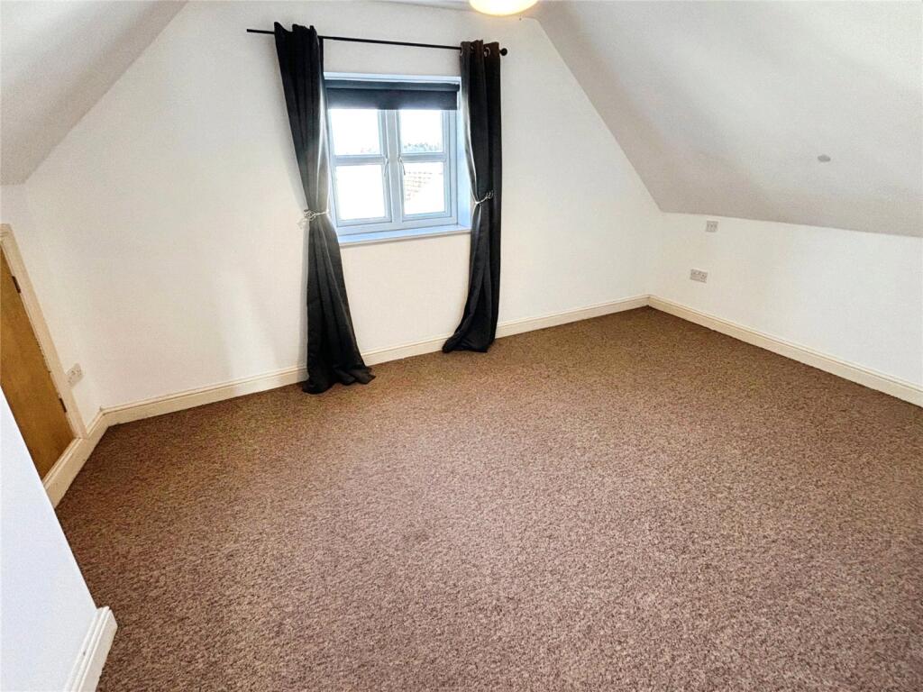 Apartment in Bristol - More