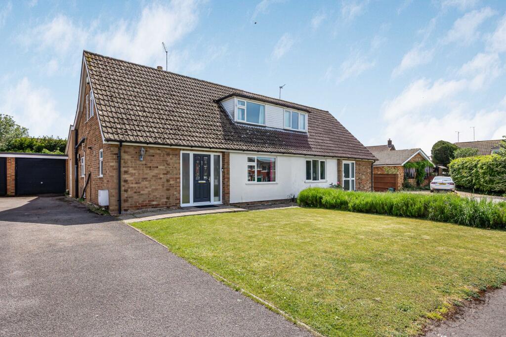Main image of property: Brookside, Watlington, OX49