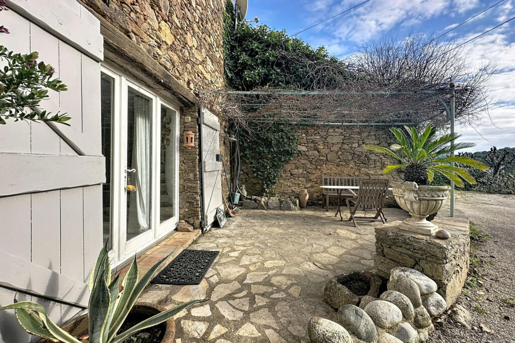 Main image of property: Provence-Alps-Cote d`Azur, Var, Grimaud