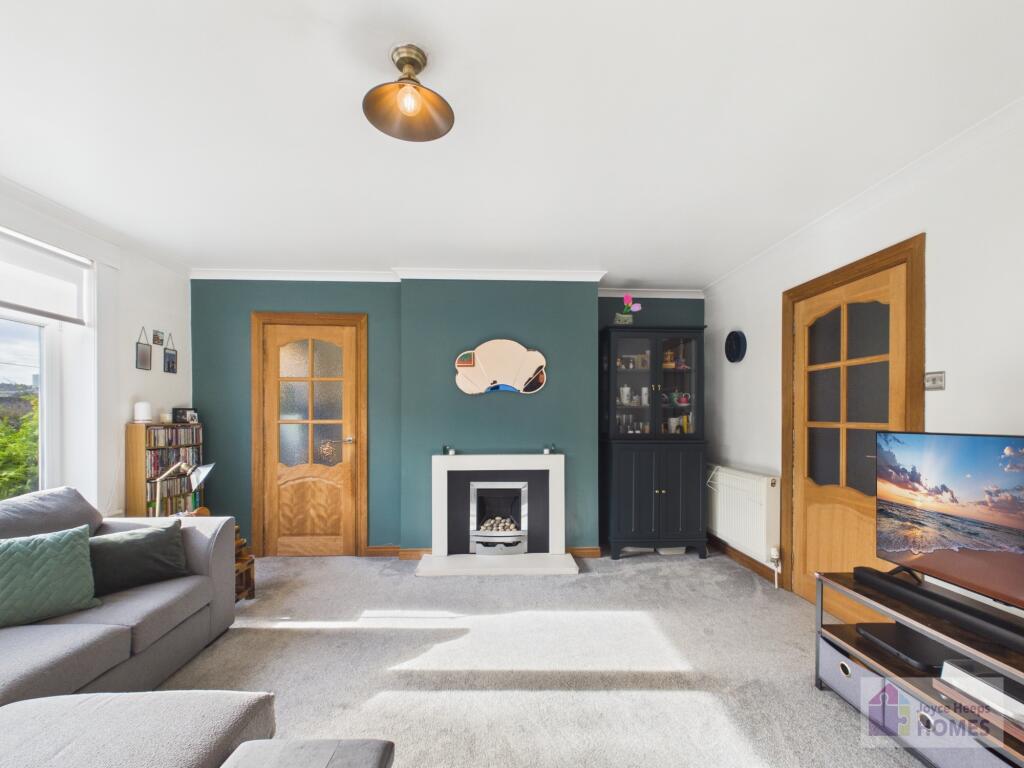 Apartment in Glasgow - View 2