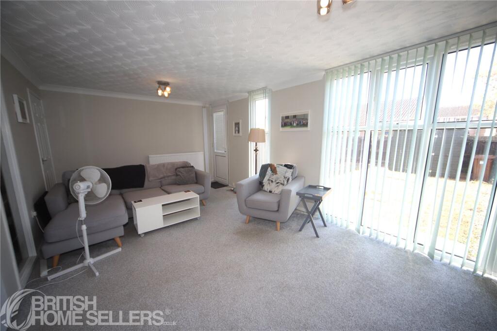 House in Peterborough, Ortongate Centre, Orton Waterville - More