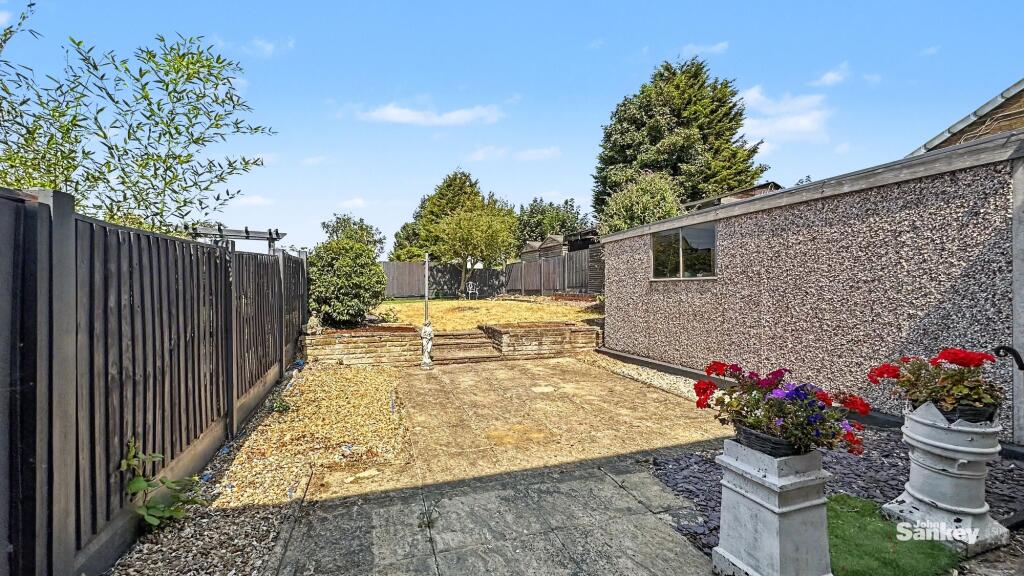 Ling Forest Close, Mansfield, NG18 photo 4