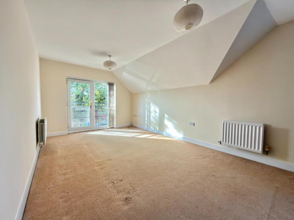 Apartment in Manchester - View 5