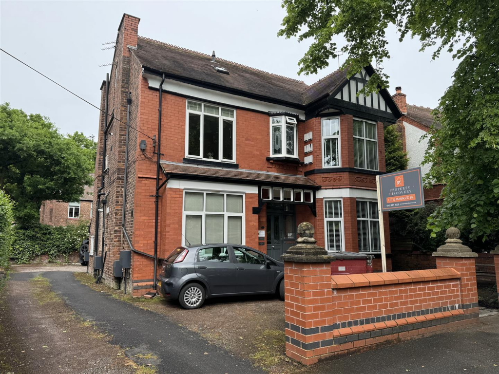 Main image of property: Belfield Road, 5, Didsbury, Manchester