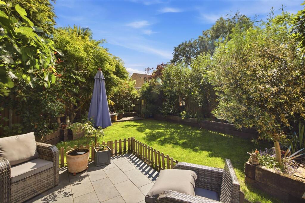 House in Hampton Magna, Budbrooke - View 4