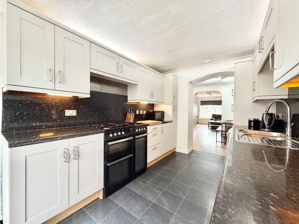 Linden Drive, Banknock, Bonnybridge, FK4 1LE - More