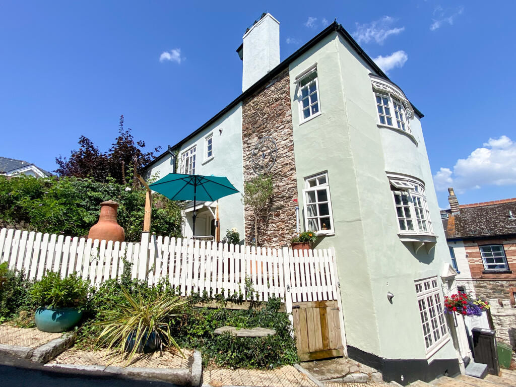Main image of property: Crowthers Hill, Dartmouth