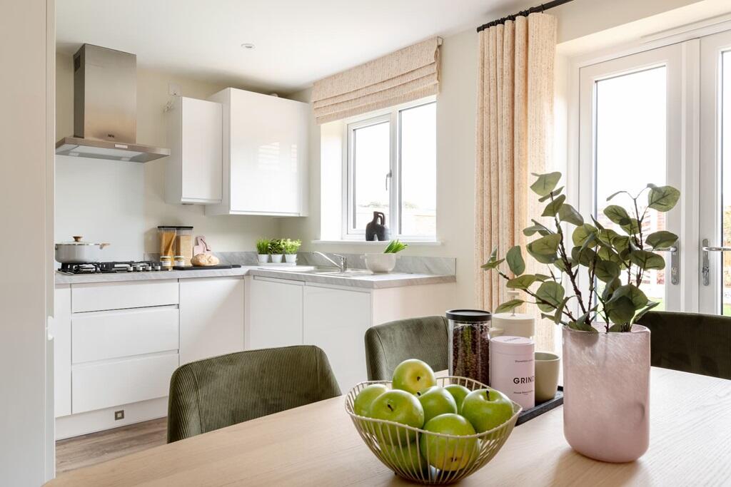 House in Weston-super-Mare, Locking Castle - View 4