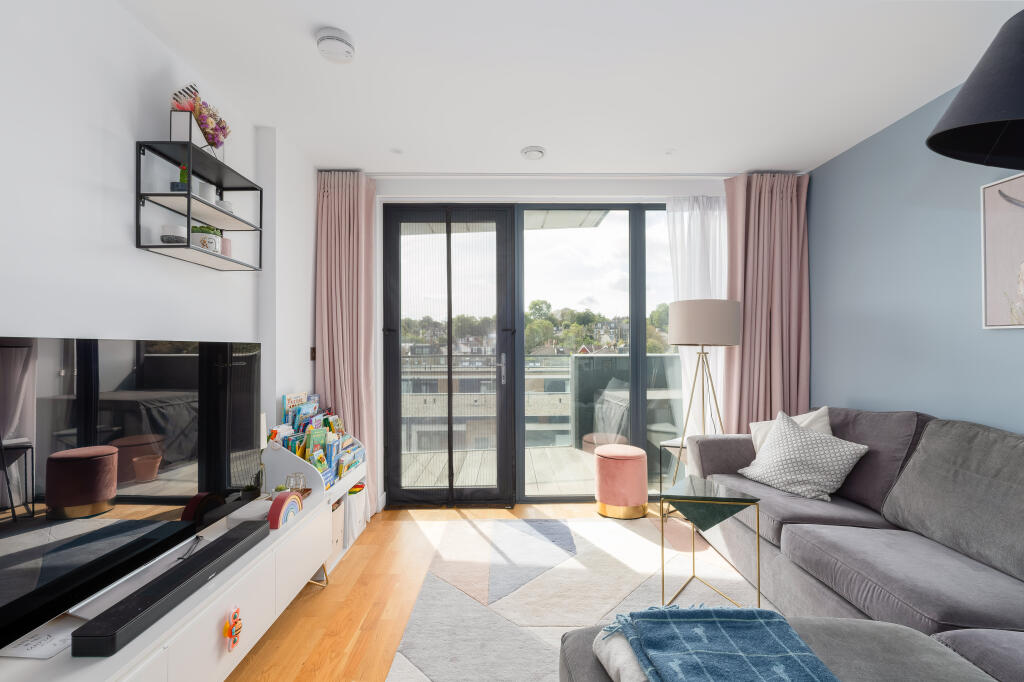 Apartment in London - View 4