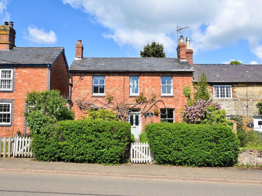 Main image of property: Wappenham Road, Abthorpe, NN12