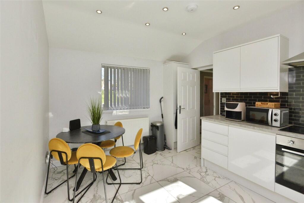 House in Milton Keynes - View 4