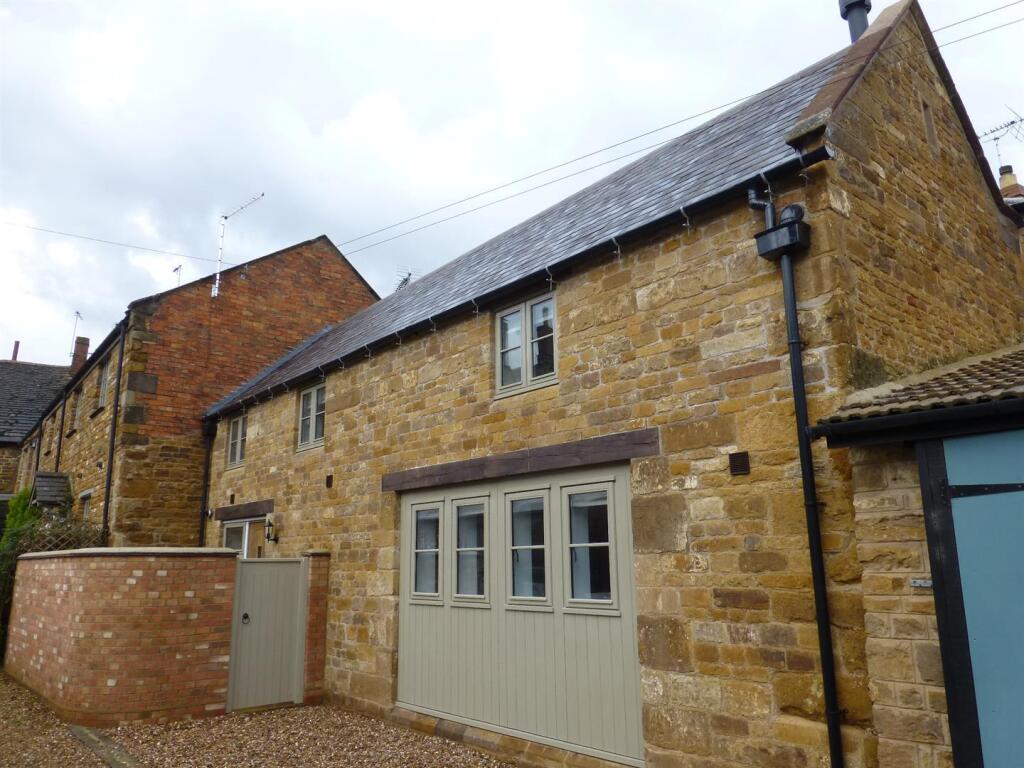 Main image of property: The Barn, Swann Yard, Market Place