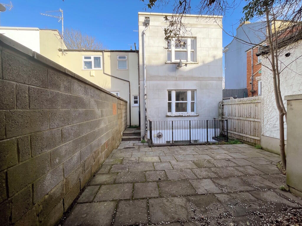 Main image of property: 1 St Philips Street, Cheltenham