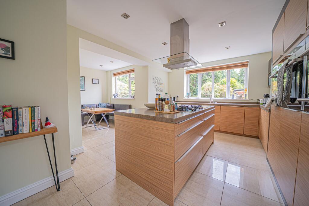 Richmond Road, Solihull, B92 photo 5