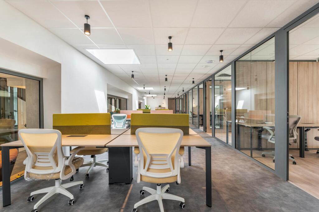 office 22.jpg