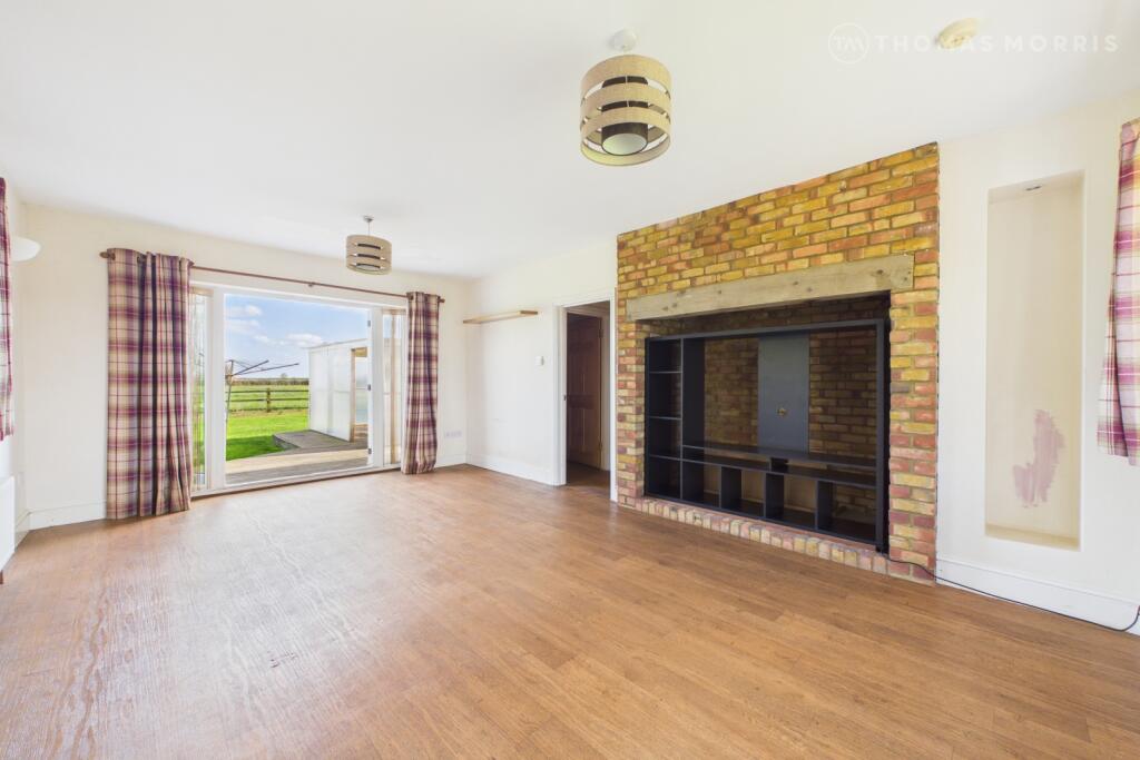 Main image of property: Holwood Farm Cottage, Chatteris Road, Somersham, Huntingdon, PE28