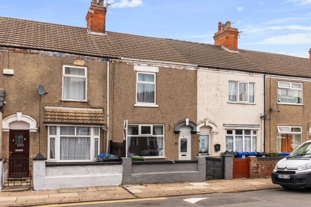 3-bed terraced on Gilbey Road, Grimsby, DN31, £60,000