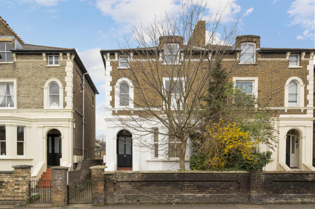 Main image of property: Knights Park, Kingston upon Thames, KT1