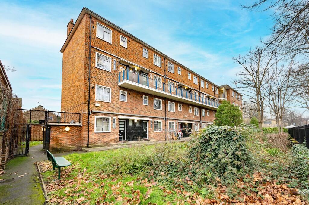 Apartment in London - View 5