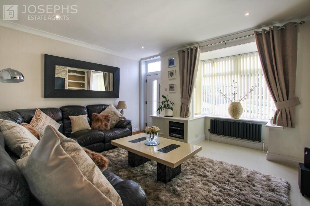 47, Maldwyn Avenue, Bolton, Greater Manchester, BL3 photo 3