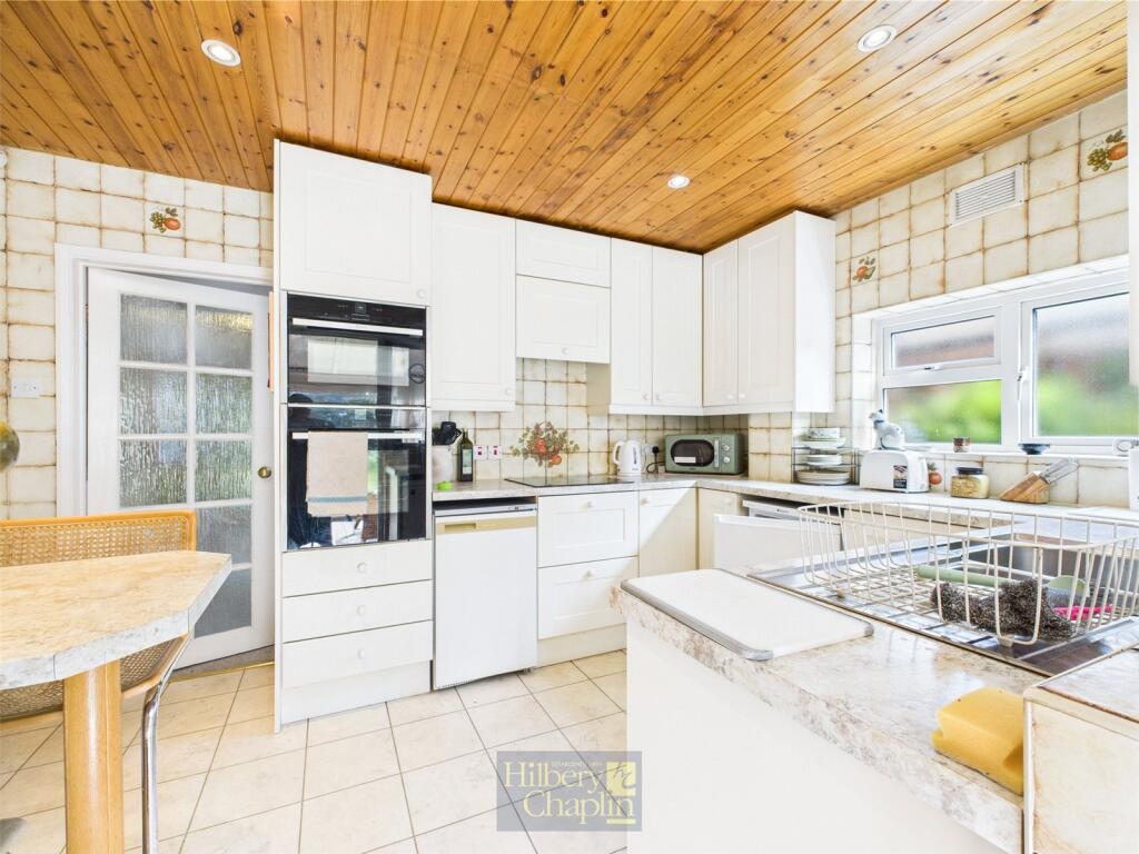 House in Brentwood, Blackmore, Hook End and Wyatts Green - View 4