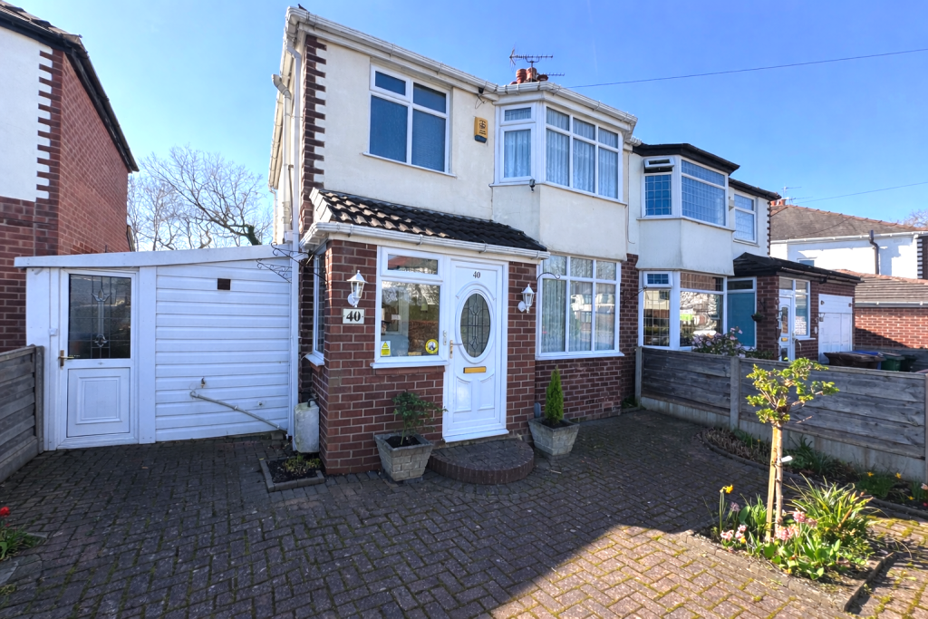 Main image of property: The Oval, Heald Green