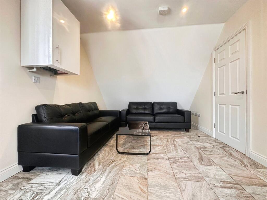 Apartment in Leicester - View 4