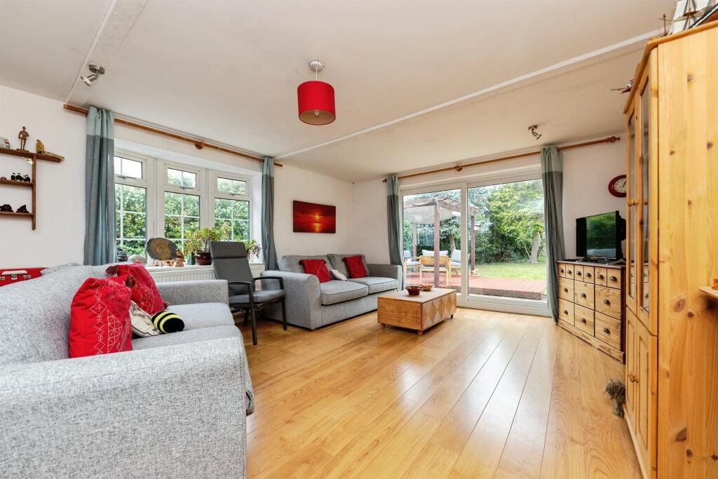 North Avenue, Letchworth Garden City photo 4