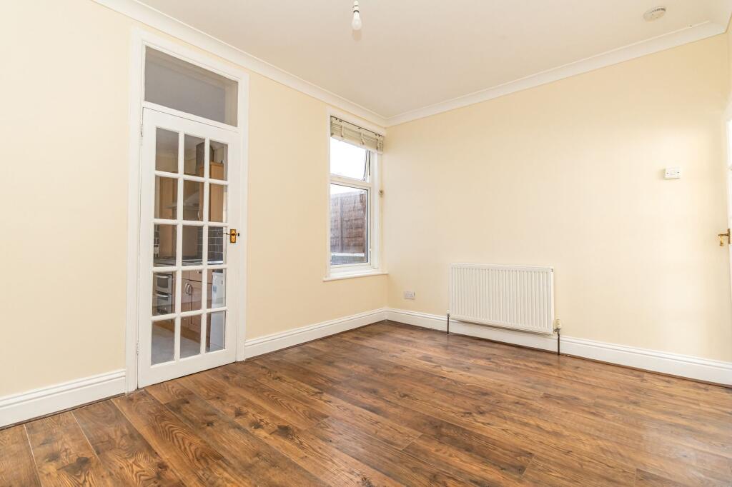 House in Portsmouth - View 5