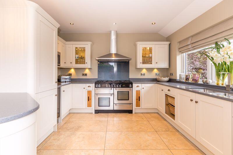 House in Wigan, Greater Manchester - More