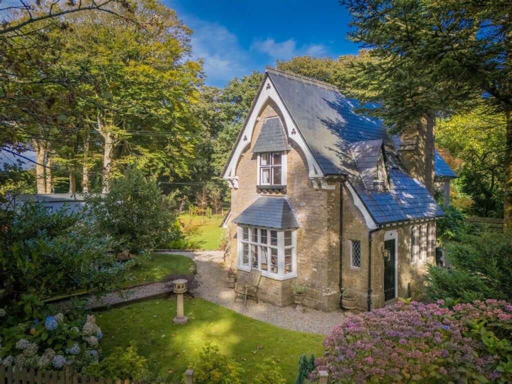 Main image of property: Near Looe