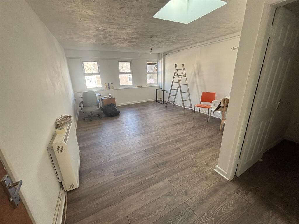 Main image of property: High Street, Rowley Regis