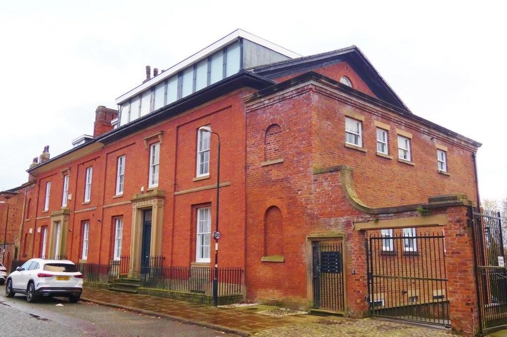 Main image of property: West Cliff, Preston