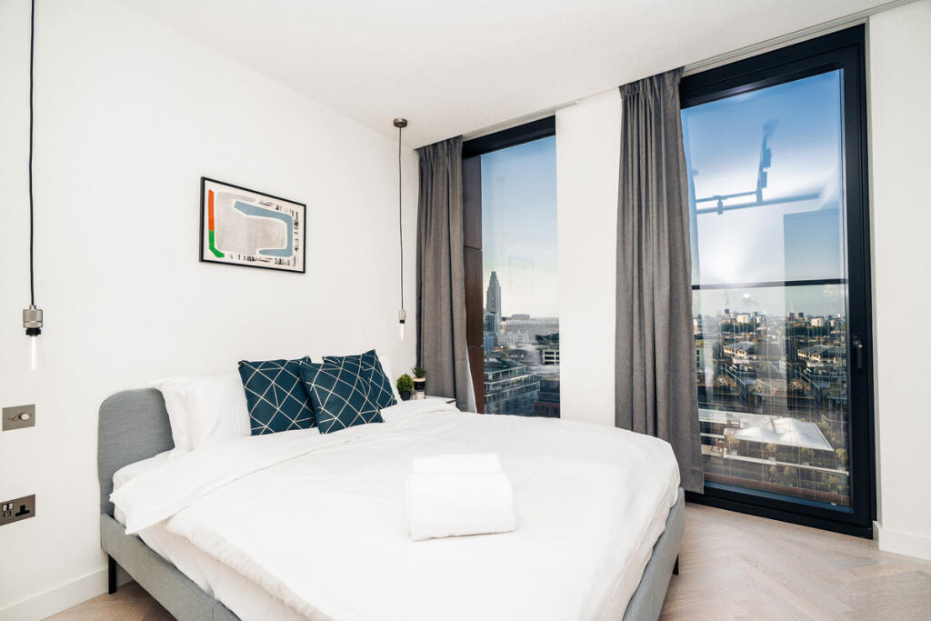 Main image of property: Sun Street, London, EC2A