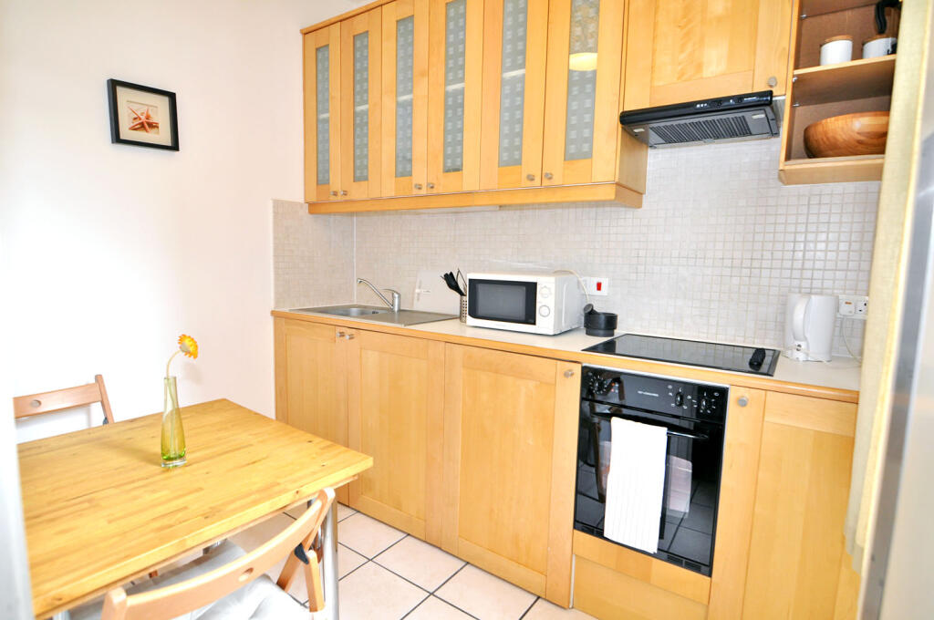 Studio flat for rent