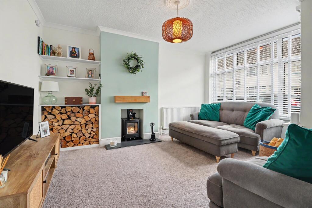 Broadfield Road, Barnstaple, Devon, EX32 photo 2