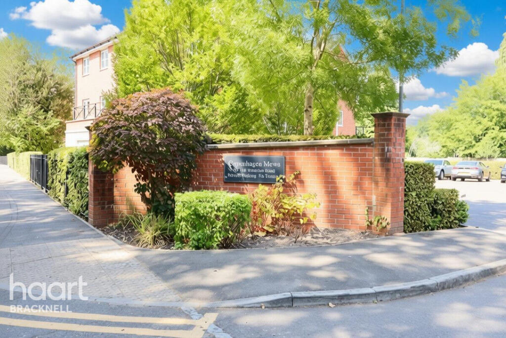 Main image of property: Waterloo Road, Crowthorne