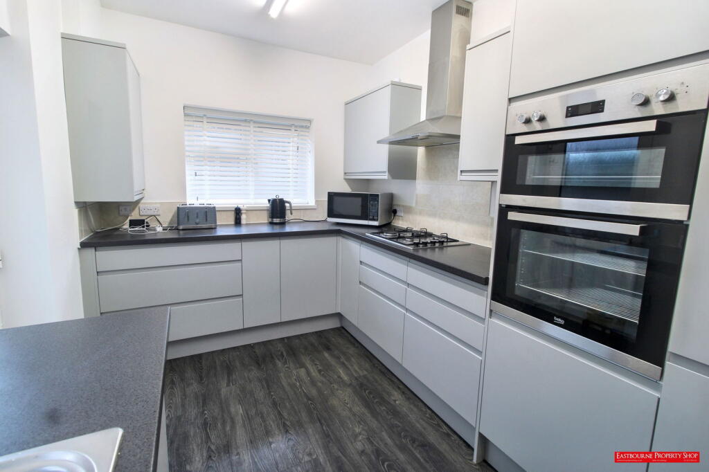 House in Eastbourne, East Sussex - View 5