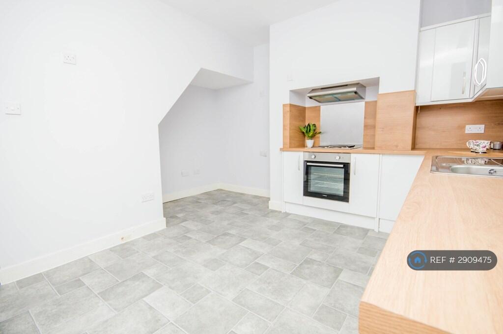 Tythebarn Street, Darwen, BB3 - View 5