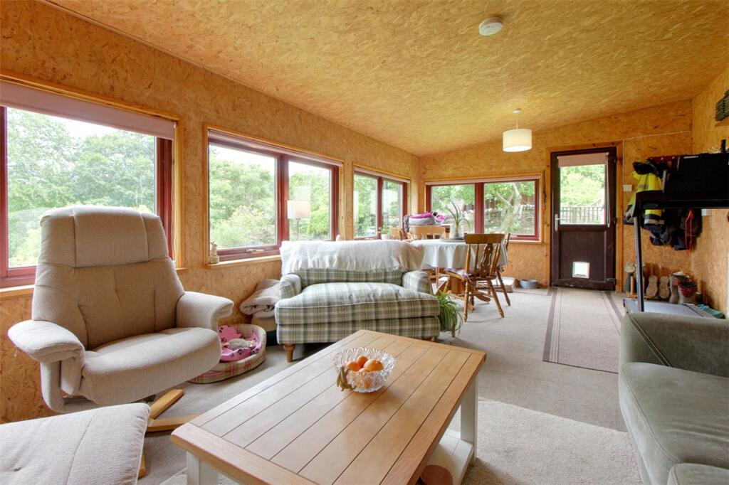 House in Aberdeen, Moray - More